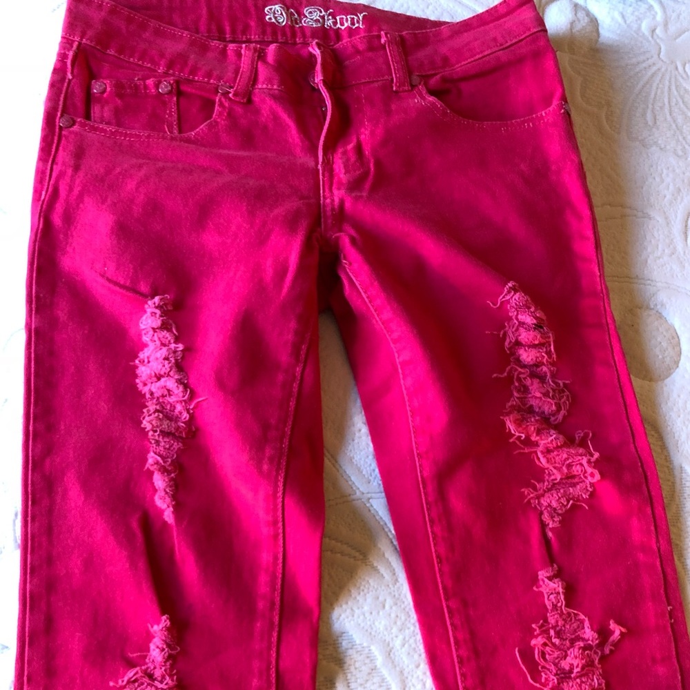 HOT PINK RIPED STRAIGHT LEG RIPPED JEANS